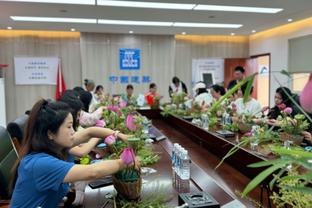 今日趣图：曼联输球不要慌，永远相信滕哈赫的“赛后逆转”